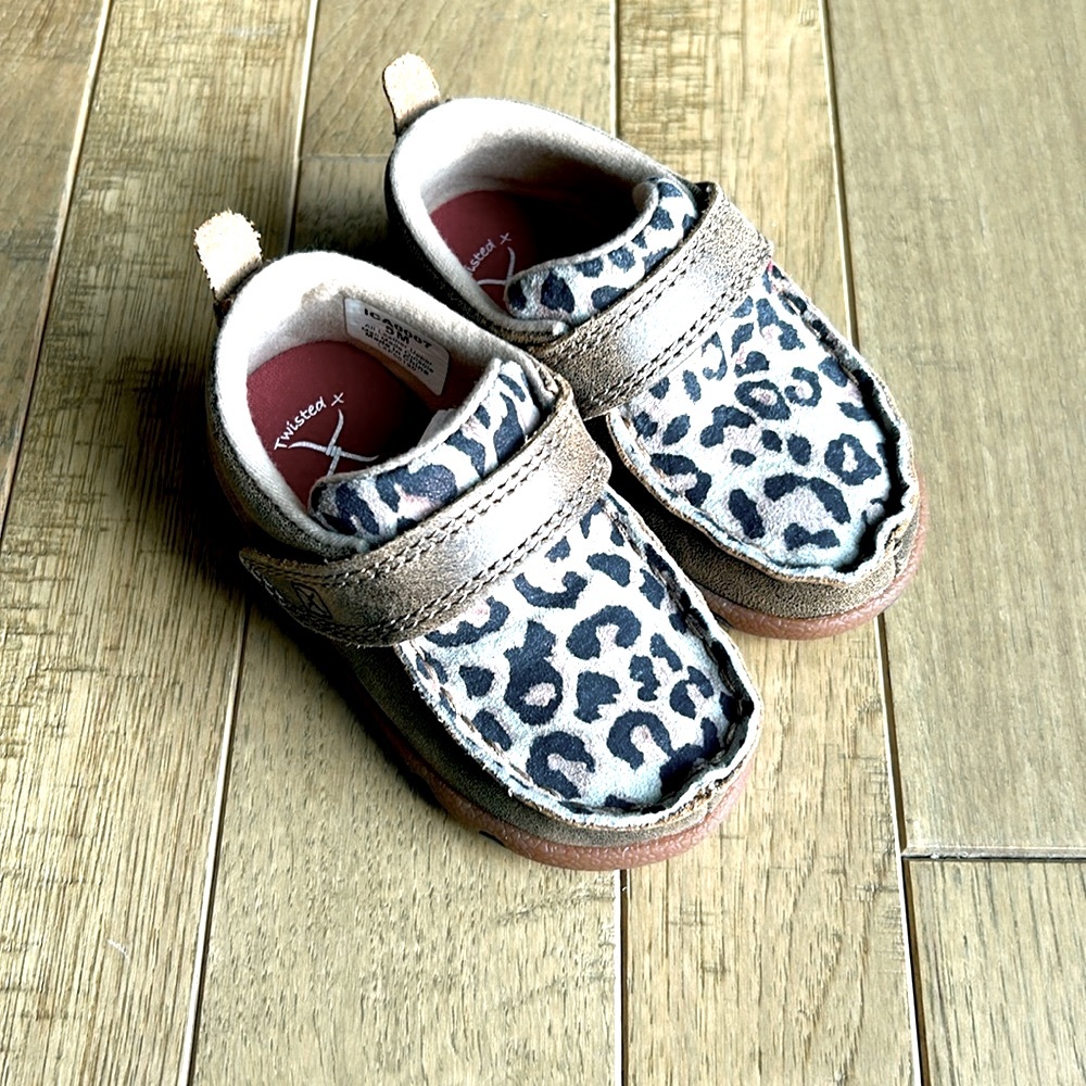 Twisted X toddler leopard shoes